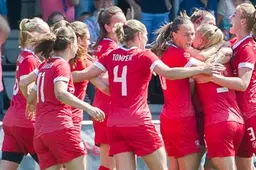 FC Twente Vrouwen oefent in Haaksbergen tegen Bundesligist