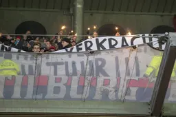 Vuurwerk gooiende Willem II supporters uit het vak gehaald en bestraft met stadionverbod