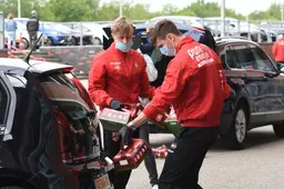 Bosch roemt supporters FC Twente: "Die mensen doen zoveel voor de club"