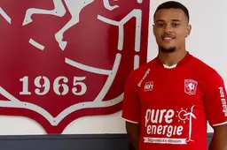 Foto's: Latibeaudiere is gearriveerd en poseert in het shirt van FC Twente
