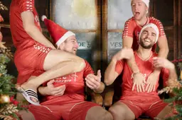Video: Spelers wensen supporters op hilarische wijze fijne feestdagen