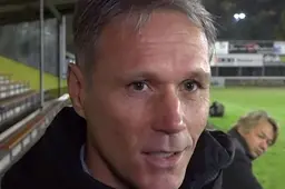 Van Basten enthousiast na test met nieuwe spelregels: "Vind dit een heel goed initiatief"