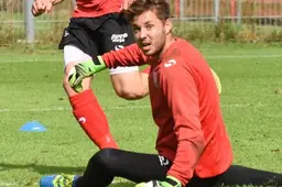 FC Twente-doelman voor de rest van het seizoen uitgeschakeld
