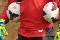 Zelf gekozen 'zwabberbal' Nike nekt eigen doelman