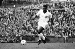 Voetbalwereld staat stil bij overlijden Pelé, die ook speelde in Het Diekman