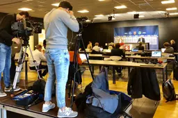 Foto's: Streuer officieel gepresenteerd bij FC Twente