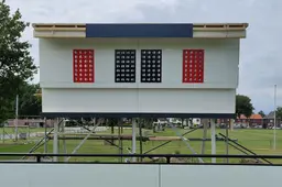 Foto's: Eerste selectie wijkt uit en traint op Sportpark het Diekman