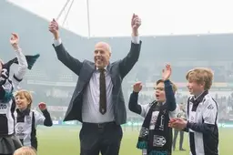 Finkers grapt: "Jan Smit naar FC Twente...als deurwaarder"