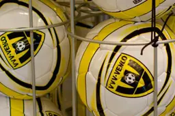 VVV met 9 supporters naar Enschede
