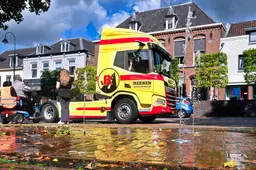 Een kleurrijke stoet aan trucks