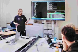 ITvitae-leerlingen-en-docent
