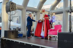 Intocht Sint met burgemeester Marcel Delhez