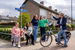 De-Buurt---ASML_50ste_Buurtbankje_VDH_April2026-156-LR-