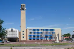plein 1945 915x518 1