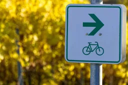 distelapparath-bicycle-path-3862341