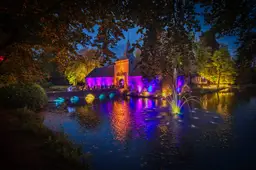 Enchanted Gardens - poortgebouw