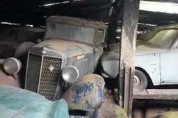 thumb_vk_Nederlandse_avonturier_vindt_schuur_met_verlaten_autos_in_Portugal