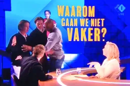 thumb_vk_Uitzending_Jinek_kort_verstoord_twee_gasten_uit_publiek_halen_stuntje_uit