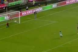 Zoon van Ronaldo kopieert nu al zijn vader met fantastisch doelpunt (Video)