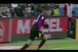 Deze uittrap van Ederson is ronduit indrukwekkend (video)
