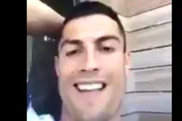 Fan noemt Cristiano Ronaldo "de beste" en zijn reactie is hilarisch (video)