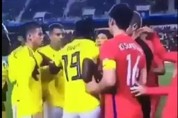 Deze racistische actie kan Colombia-speler Cardona duur komen te staan (video)