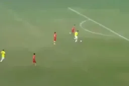 En daar is de onvermijdelijke Carlos Bacca weer! (video)