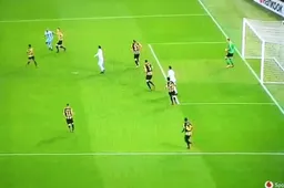 BAM! Zo een goal maakt Luis Alberto normaal alleen maar op training (video)