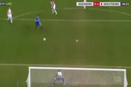 Augsburg-doelman pakt uit met een 'Horvathje' (video)