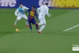 Koekoek! Messi en Alba spelen tegenstander compleet gek (video)