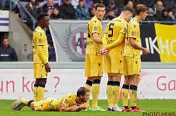 Supporters blauw-zwart schrijven speler na één helft af: "Altijd miserie"