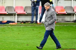 Bom staat op ontploffen: "Ze staan niet meer achter Francky Dury"