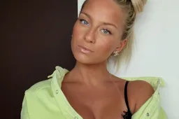 KV Mechelen-WAG Amanda Franzen trekt doorzichtige lingerie aan: "Wow!"