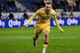 Ex-coach van Noa Lang hard: 'Werk op mentaal vlak'