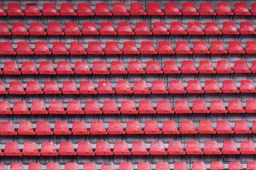 Déze eersteklasser bouwt prachtig nieuw stadion met 26.000 plaatsen