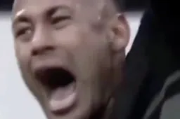 Verschrikkelijke beelden van huilende Neymar gaan wereld rond (VIDEO)