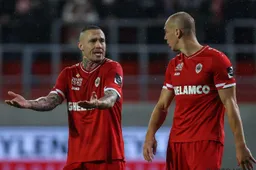 Fans van Antwerp en Gent gaan volledig door het lint: "De schande voorbij"