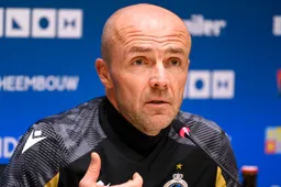 Alfred Schreuder met de handen in het haar in aanloop naar Eupen