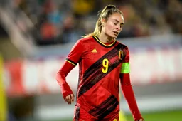 Sterkhouder Tessa Wullaert zorgt voor geweldige domper en verlaat Red Flames