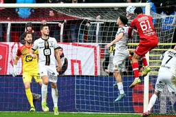 Iedereen wijst tijdens Antwerp-Mechelen naar één speler: "Dat is erom vragen"