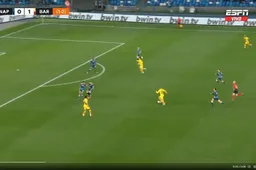 Frenkie de Jong slaat Dries Mertens en Napoli met verstomming (VIDEO)