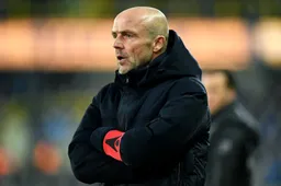 Bom barst bij Club Brugge: Miljoenenaankoop haalt Schreuder keihard onderuit
