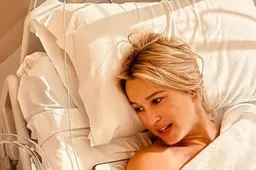 Kat Kerkhofs pakt uit en verrast Mertens en zoontje Ciro Romeo met nieuwe look