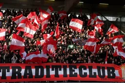 Antwerp-supporters slaan plots allemaal tilt: "Schaam jullie diep!"