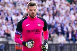 ‘Anderlecht wil Club Brugge te snel af zijn en zet nu Hendrik Van Crombrugge in’