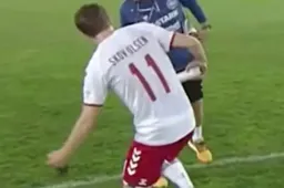 Club-speler Skov Olsen shockeert met déze beelden: "Ongezien!" (VIDEO)
