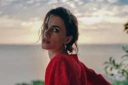 Lize showt in doorzichtige outfit tepels en brengt Aster Nzeyimana in extase: “Njammie!”