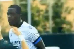 Iedereen heeft het over deze schandalige actie van Club-speler Nsoki (VIDEO)
