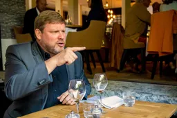 Hein Vanhaezebrouck luidt alarmbel over Simon Mignolet: "Dit komt niet goed"