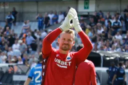 Simon Mignolet zwaait bij Club Brugge opeens met veel lof naar déze ploegmaat